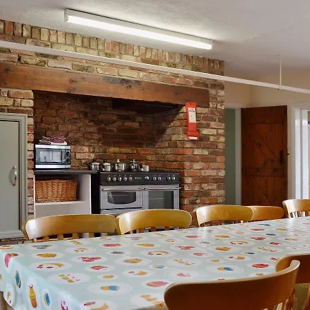 بيت للعطل The Farmhouse بيكرينغ